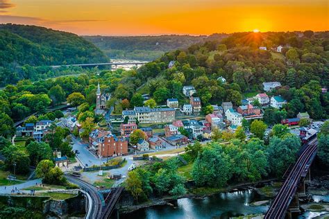 10 Of The Most Quaint Small Towns In West Virginia.
